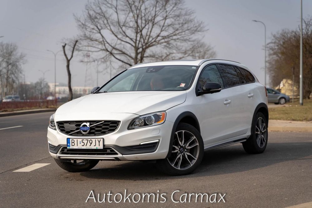 Volvo V60 Cross Country 2.5T5 AWD 254KM