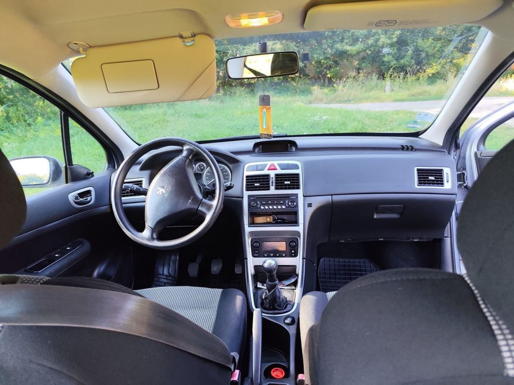 PEUGEOT.307. 2005 рік