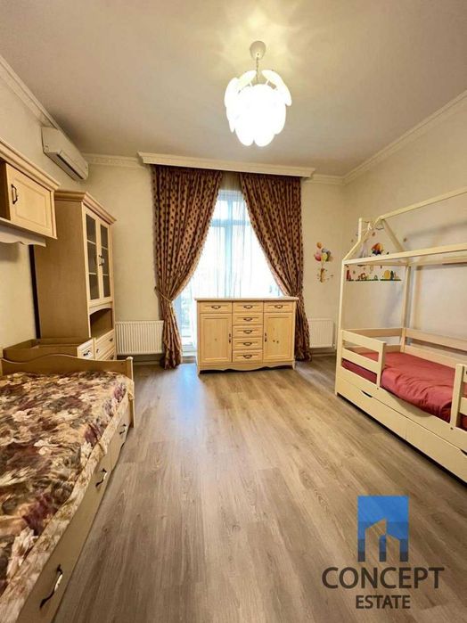 Продам дом с бассейном в Новоалександровке. Кристальный!