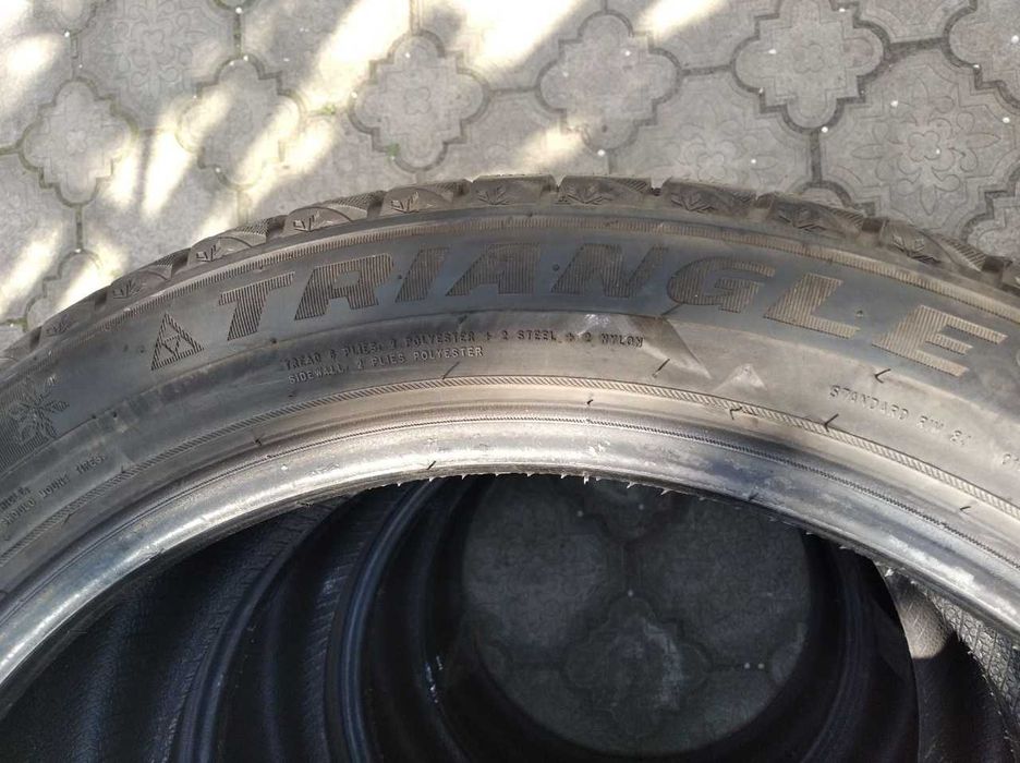 Продам зимові шини Triangle Snowlink PL02 245/45 R20 103V XL
