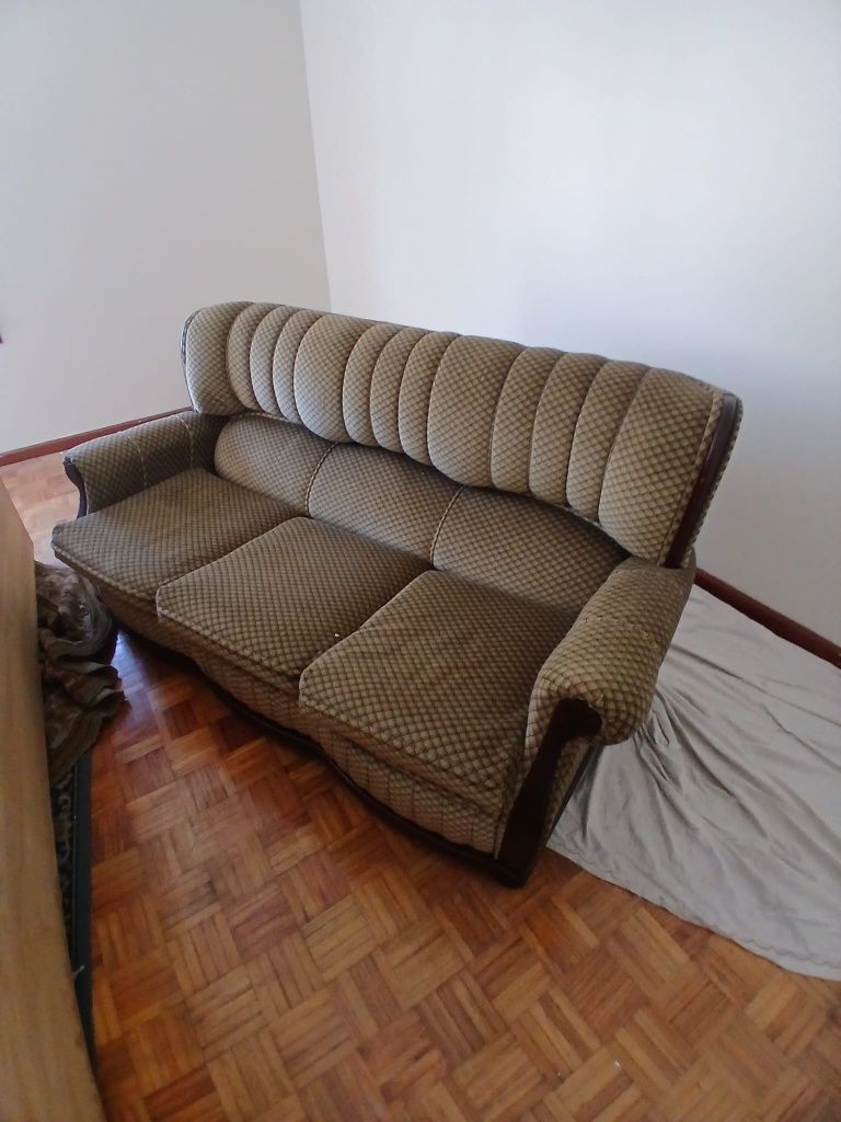 Sofá cama e 2 Sofás individuais