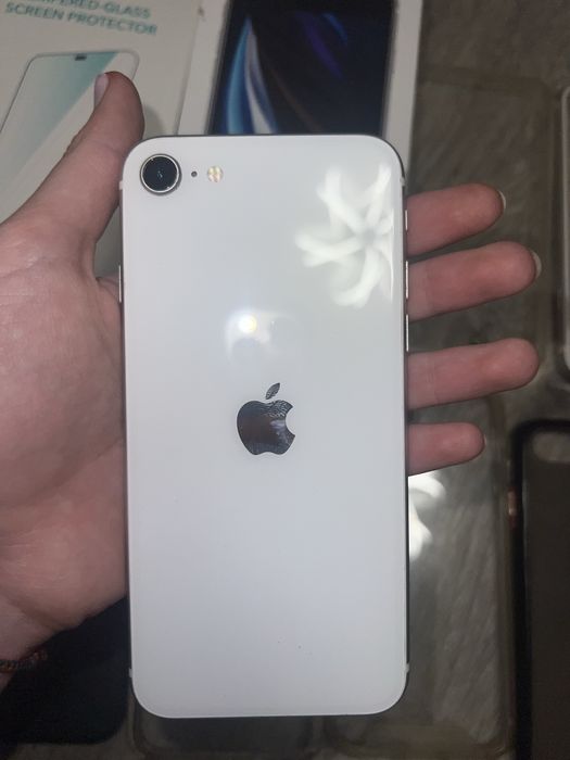 Айфон SE 2020 | 128GB | Neverlock | 96% Акб