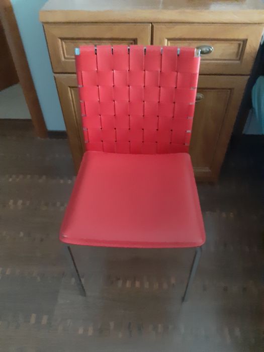 Krzesło czerwone plecionka kolekcja vintage nogi metal home tkmaxx fot