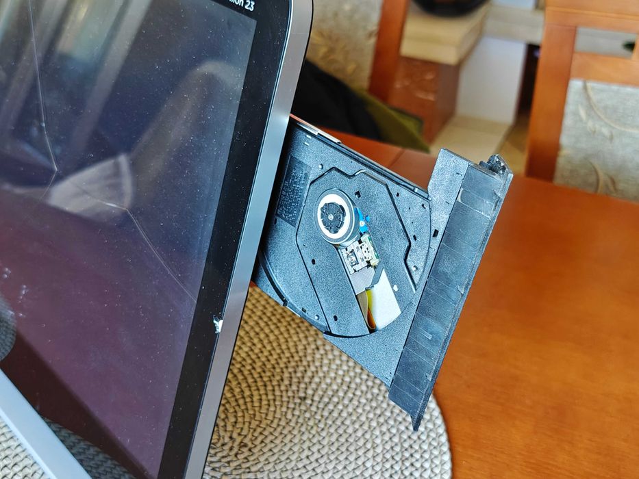 HP Pavilion 23 AIO  i5-4590T