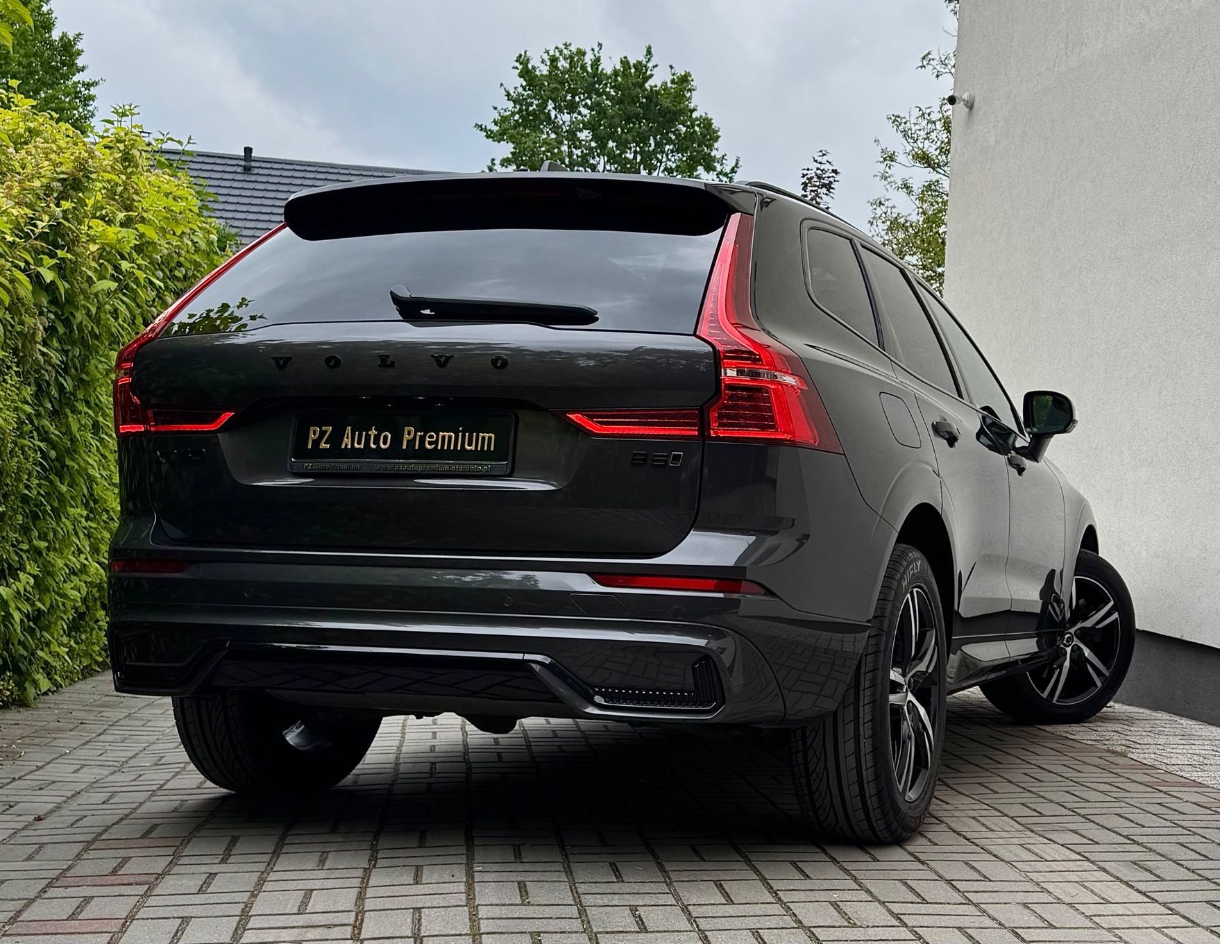 Volvo XC 60 B5/235ps/Rdesign/4x4/BlackEdition/Kamera/PamięćFotela/KeyLess/Panorama
