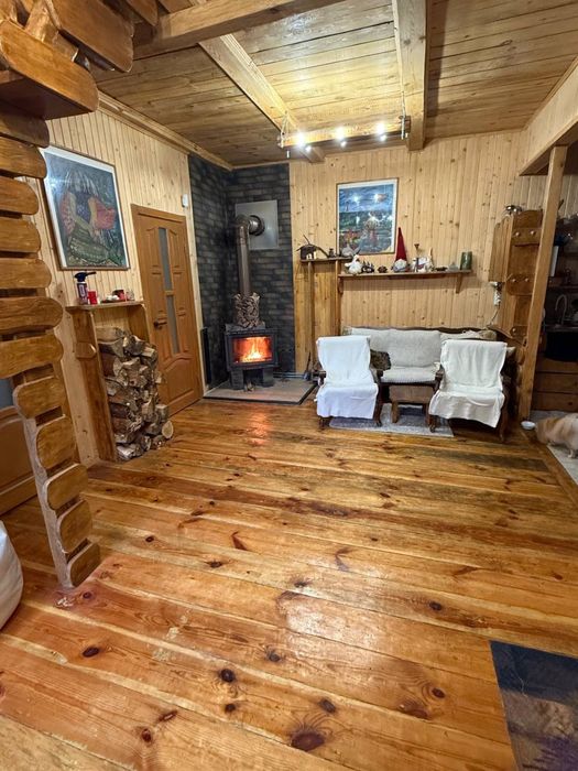 Оренда будиночку з сауною в лісі, біля води.