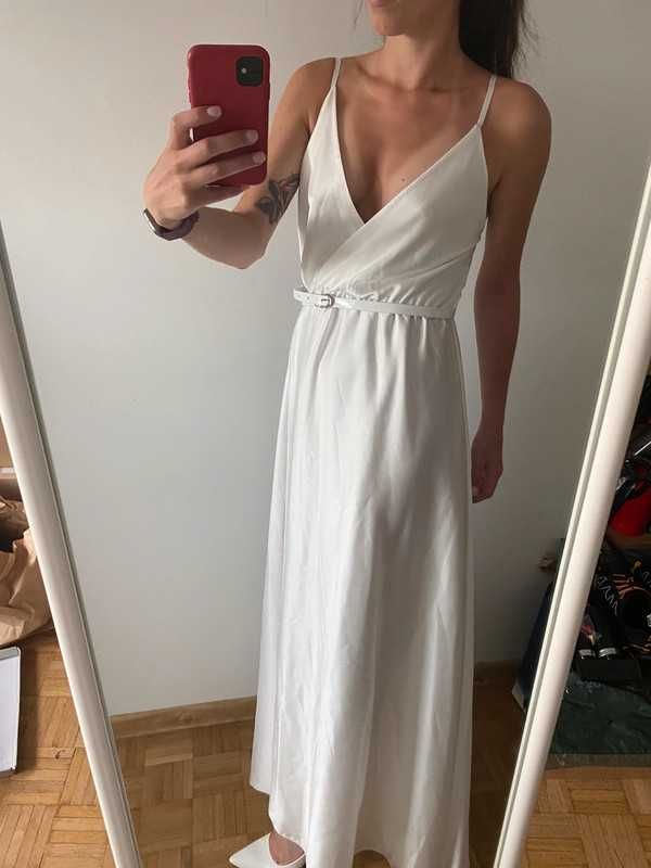 Długa maxi biała sukienka, idealna na ślub cywilny