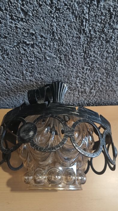Lampy o rustykalnym, a jednocześnie eleganckim charakterze
