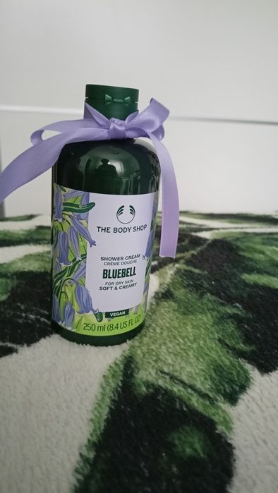 The body shop żel shower crem