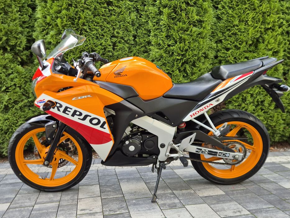 Honda CBR 125 REPSOL 2015 Mega Zadbana Kat b a1