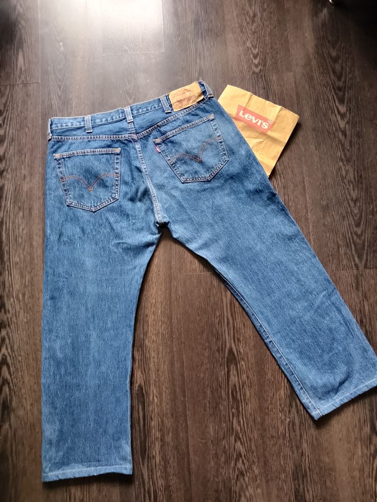 Мужские джинсы штаны Levis Левайс Levi's 501  W 40L 32

Замеры:

Полу