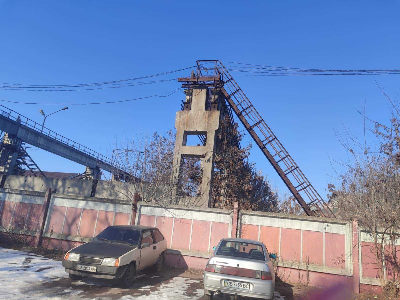 Продам виробничий майданчик фасад, м.Чернігів, вул. Мазепи 59 А.