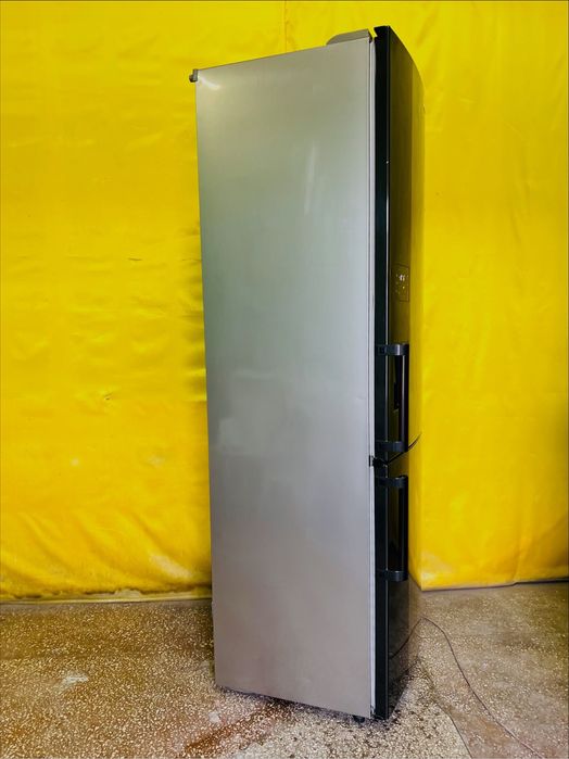 Двухкамерный холодильник LG GW-F499BNKZ, Inverter NoFrost