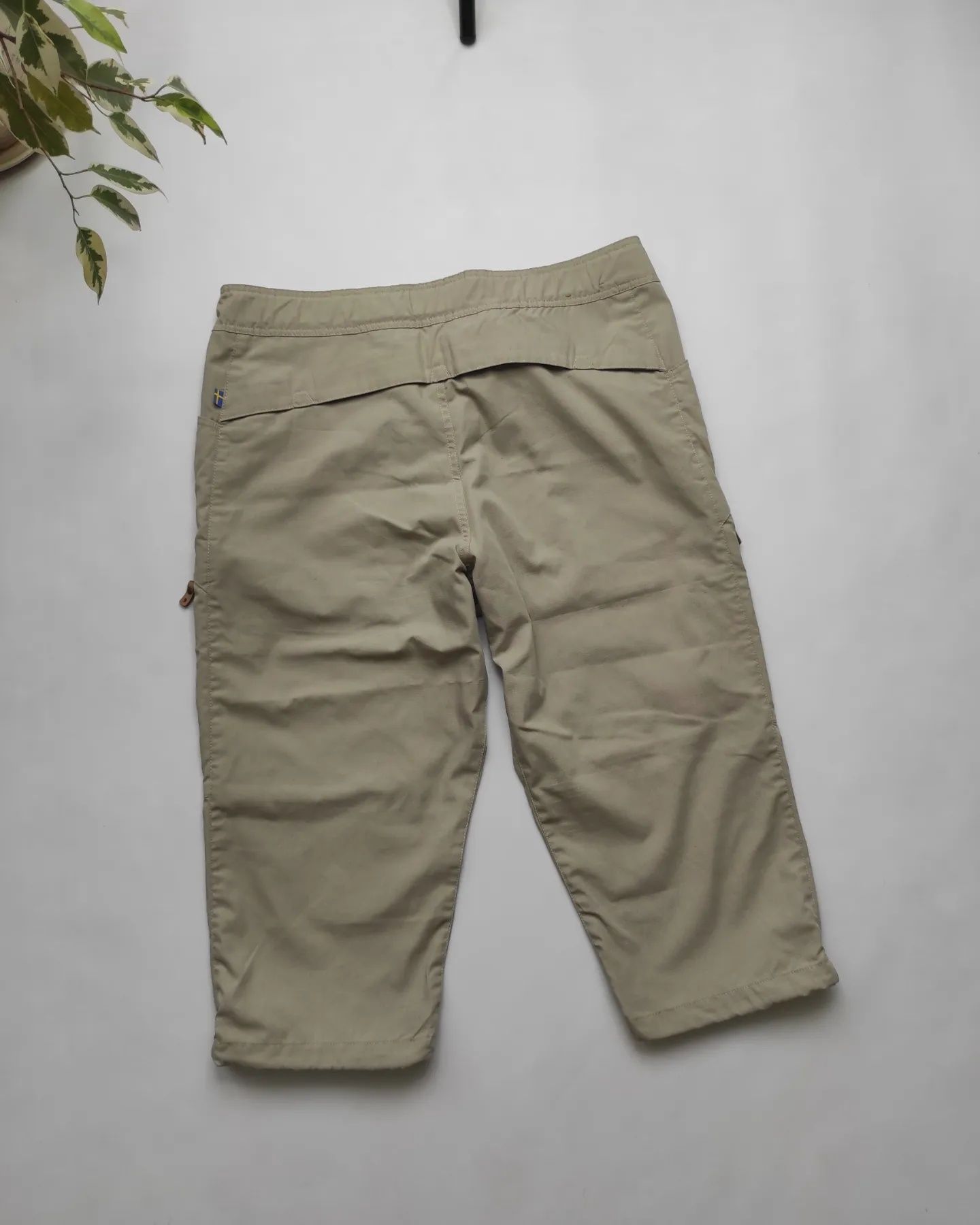 Карго шорти , бріджі FJÄLLRÄVEN Abisko Shade Shorts Wax не Patagonia