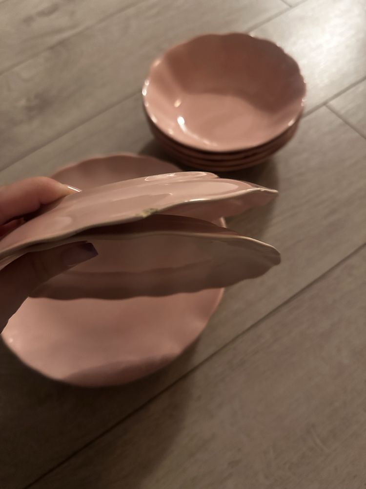 Zastawa stołowa różowa porcelana