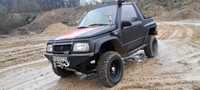 Suzuki Vitara off road