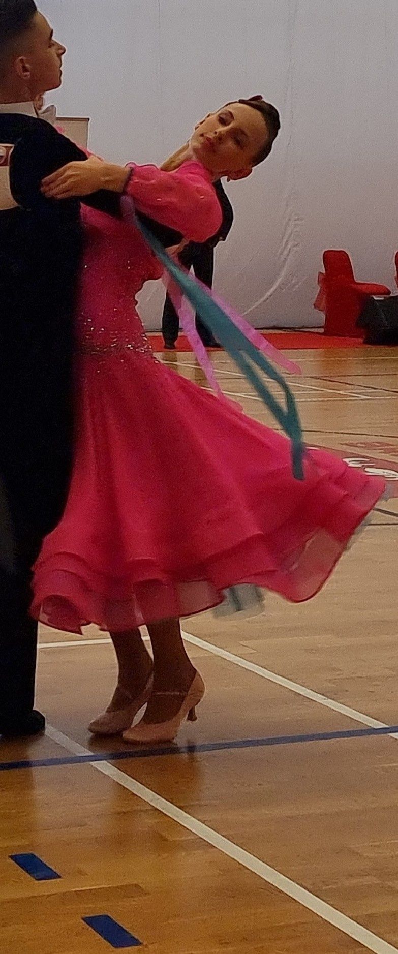 Zdobiona sukienka do standardu xs na 150-160 cm