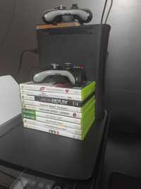 Xbox 360 (2 Comandos+Kinect+Set Disney Infinity+24 Jogos)
