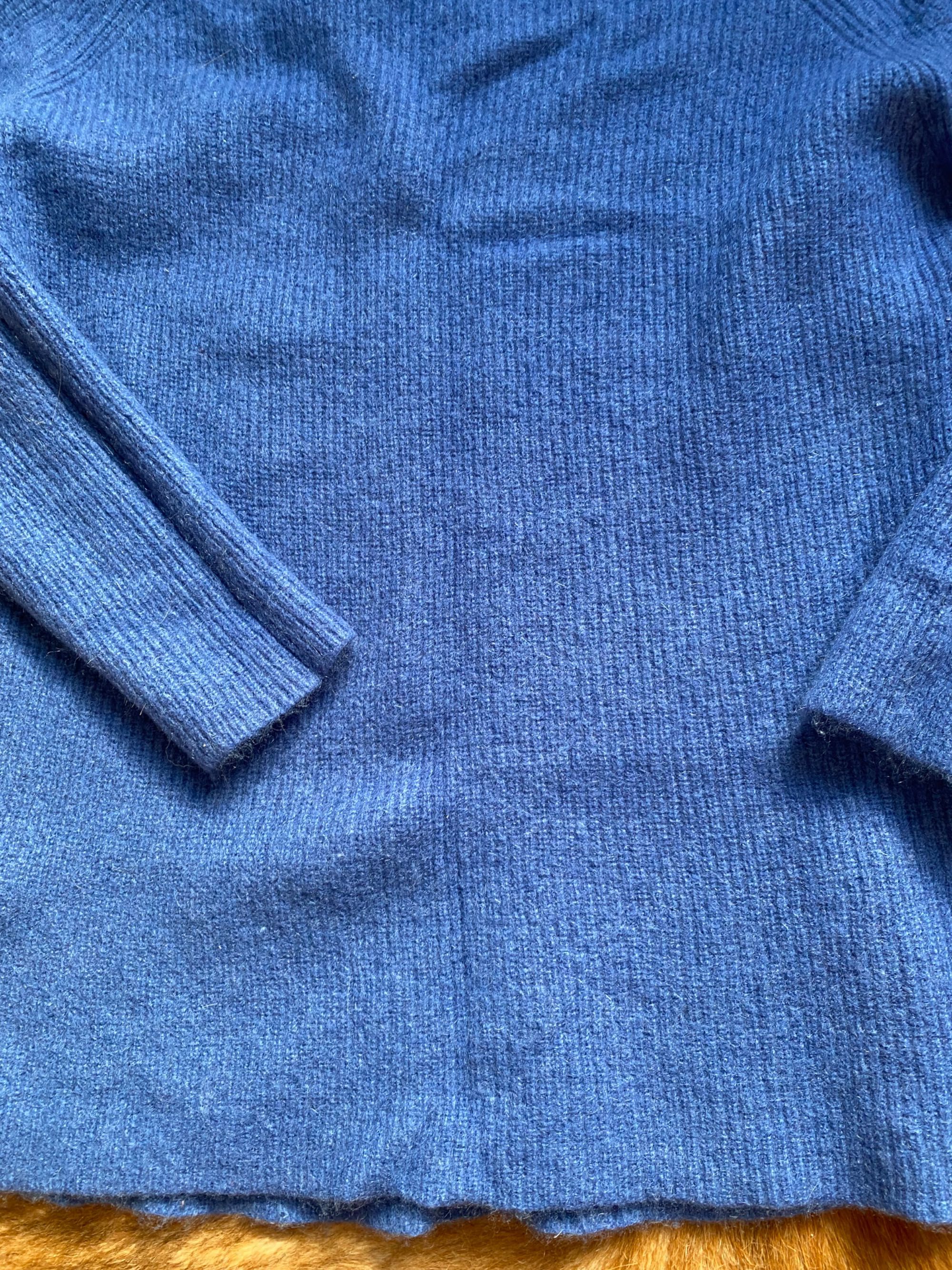 Sweter kaszmirowy, kaszmir