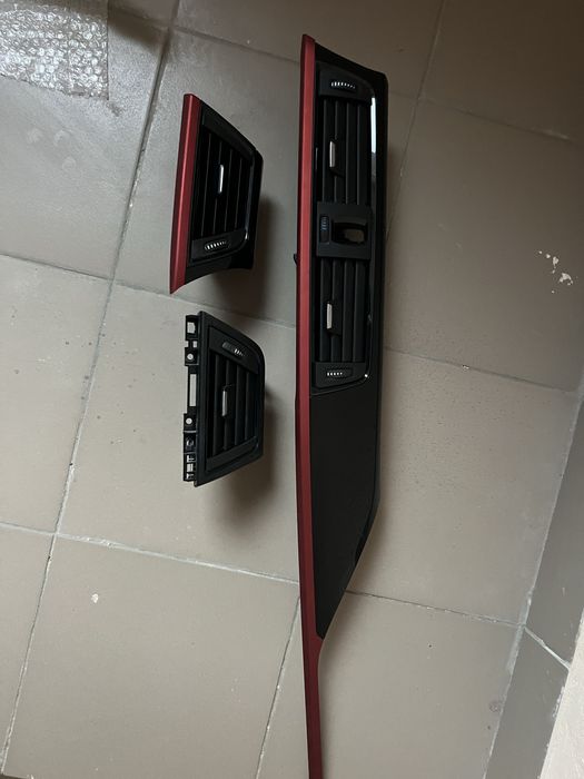 Накладка торпедо центральна BMW F30 F31 2011-2020