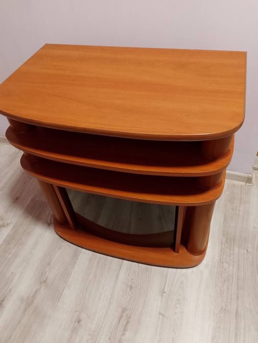 Sprzedam szafkę pod telewizor