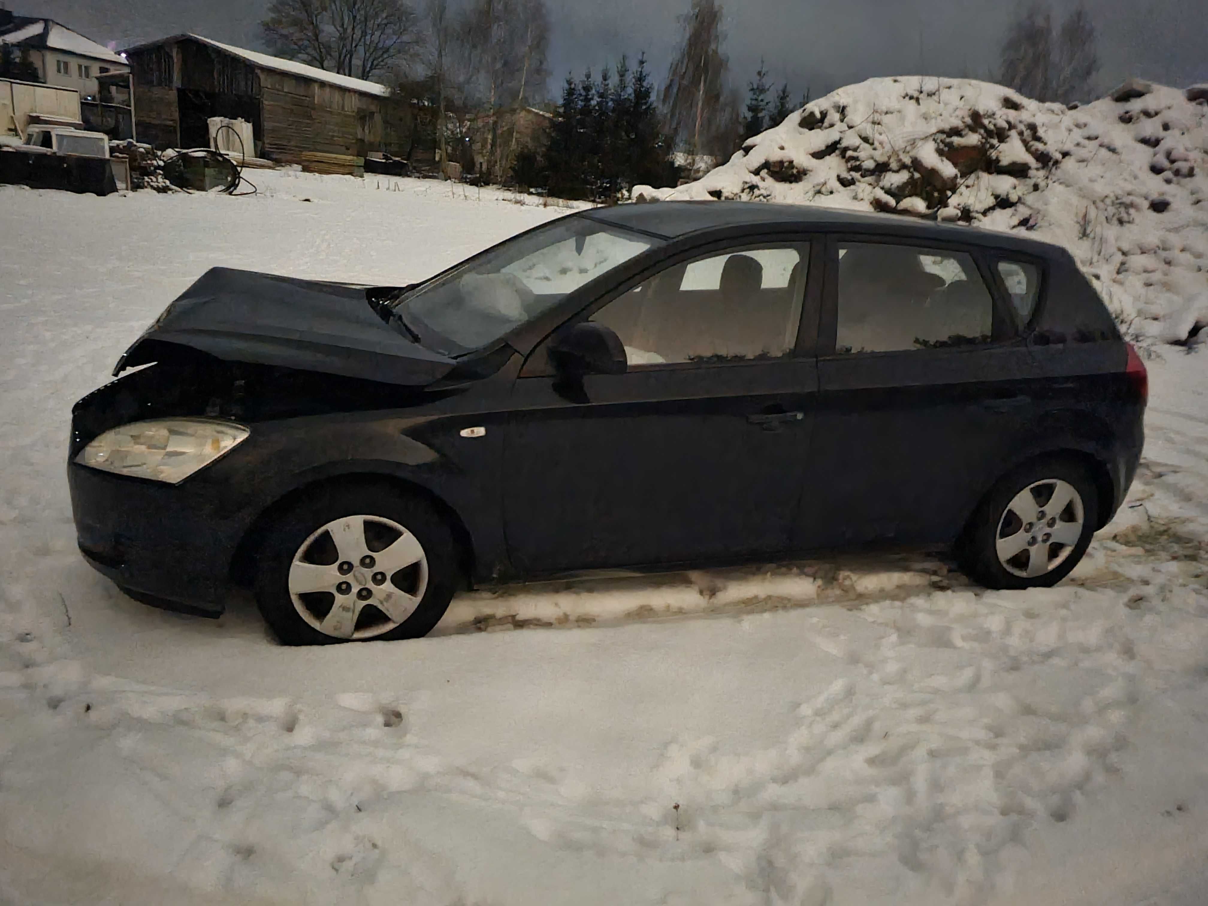 Kia ceed 1,6 crdi niski przebieg