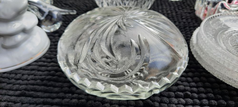 Bomboniera puzderko szkło Ząbkowice PRL