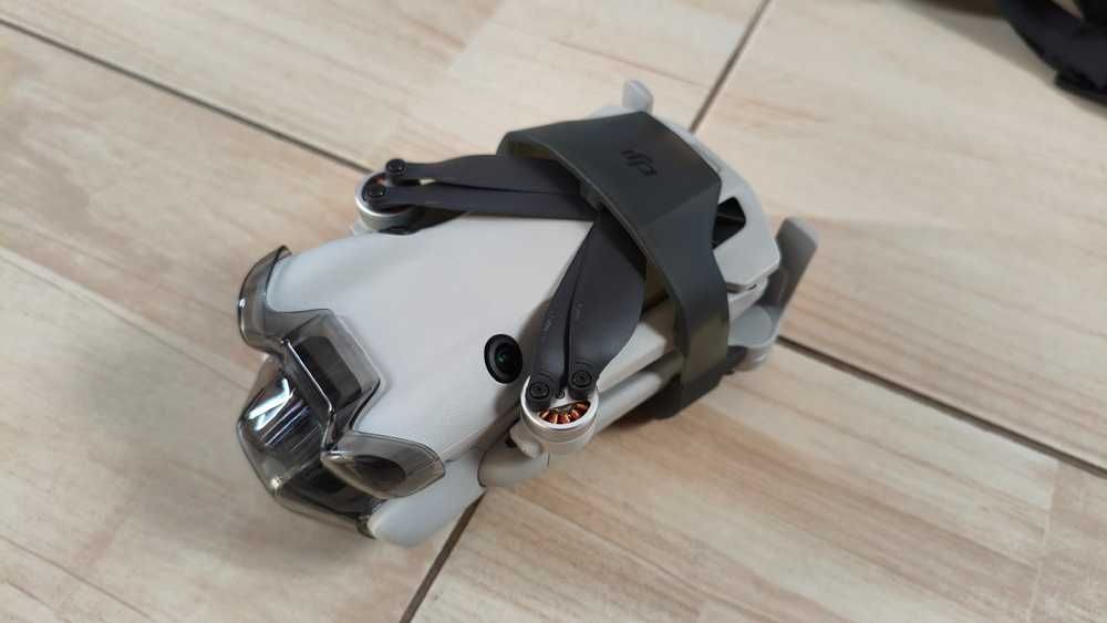 Dron DJI Mini PRO 4 zestaw