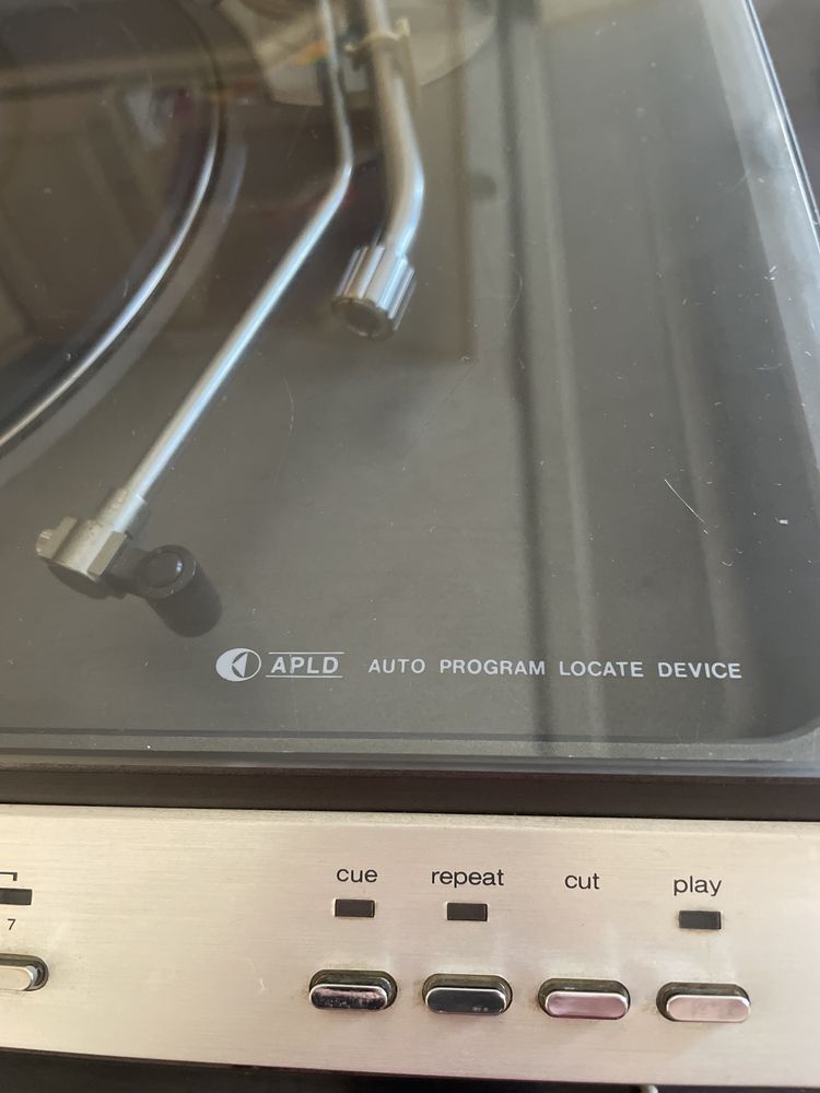 Sharp optronica RP-7100 gramofon sprawny