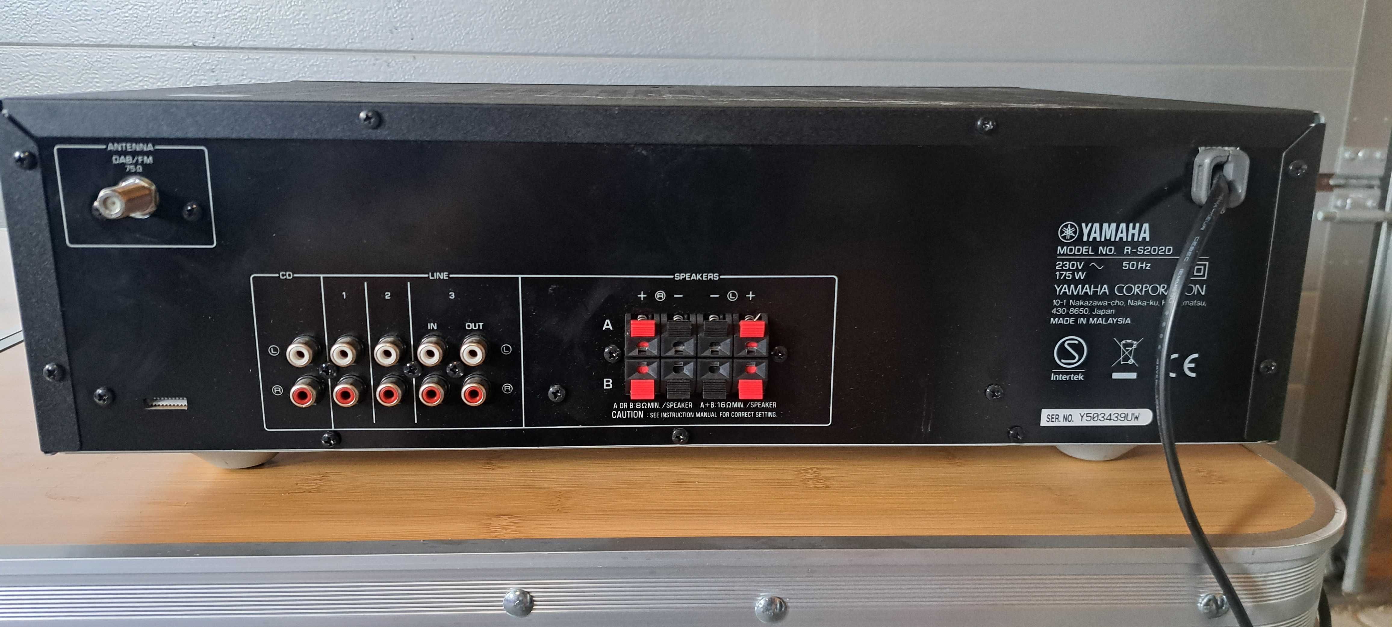 Yamaha R-S202D Amplituner Bluetooth