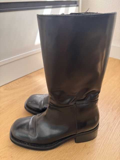 Botas de cano alto pretas - mango