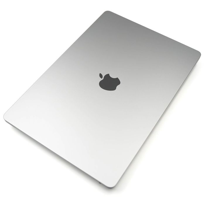 Nowy MacBook Air 15” M3 –Silver 16 GB 512 GB