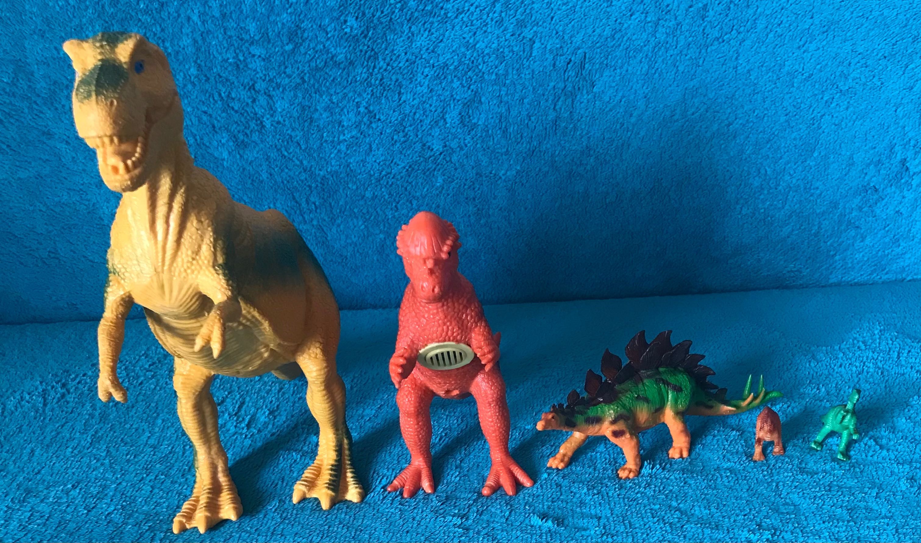 Dinozaury figurki