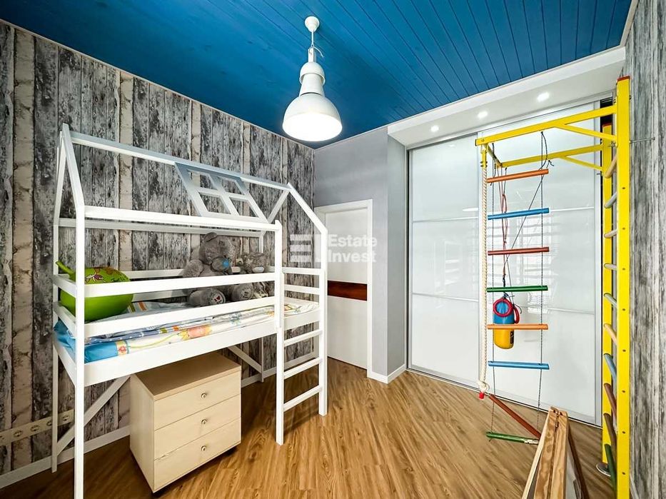 Продам таунхаус, дом, пос. Жуковского, Большая Даниловка, Шишковка