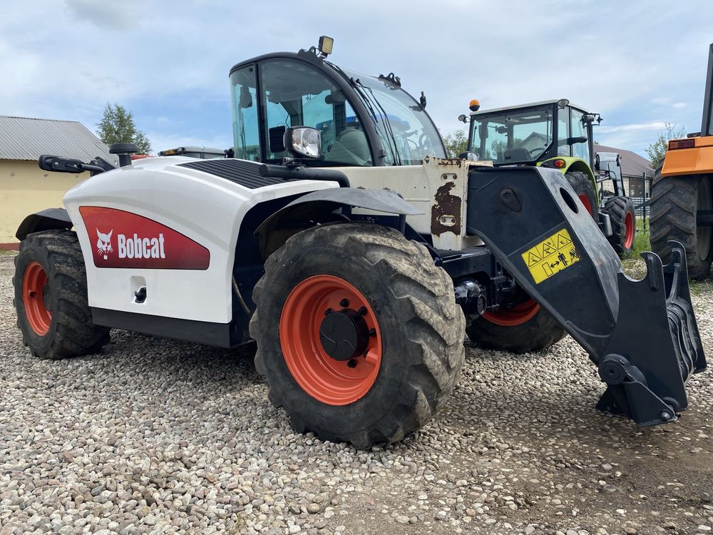 Bobcat  470 mlt i inne