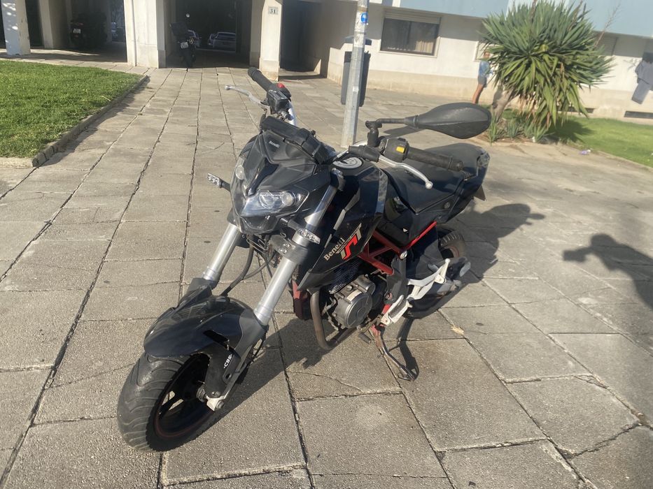 Benelli TNT 125 (AVARIADA) *ler descrição