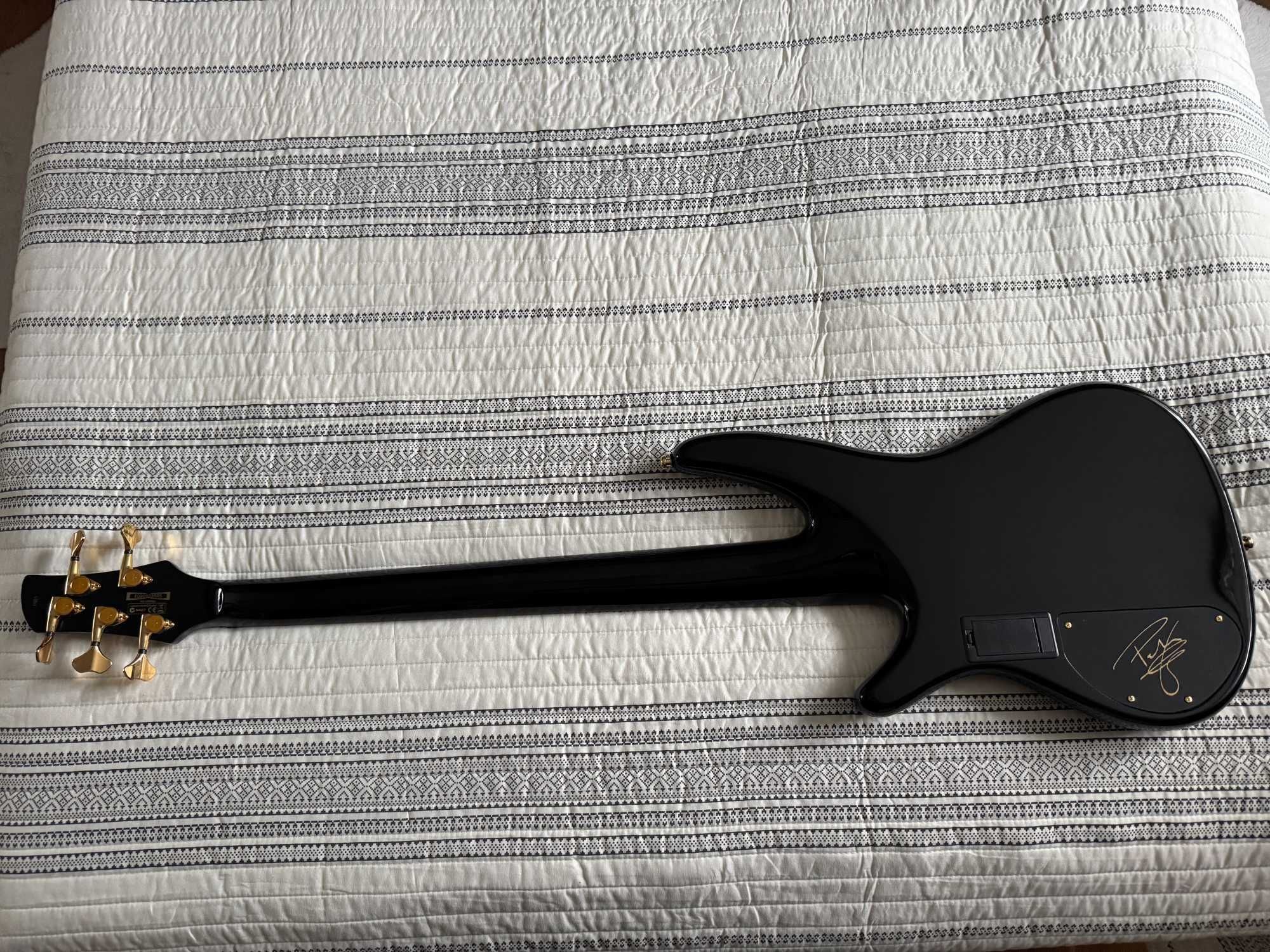 Gitara basowa Ibanez PIB1-BK (Peter Ivers signature)