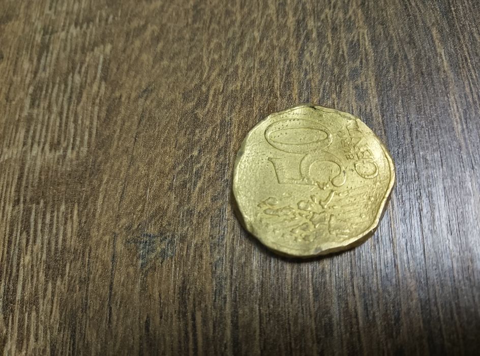 Продаж рідкісних монет 50 євро цент брак 2001,2004 року