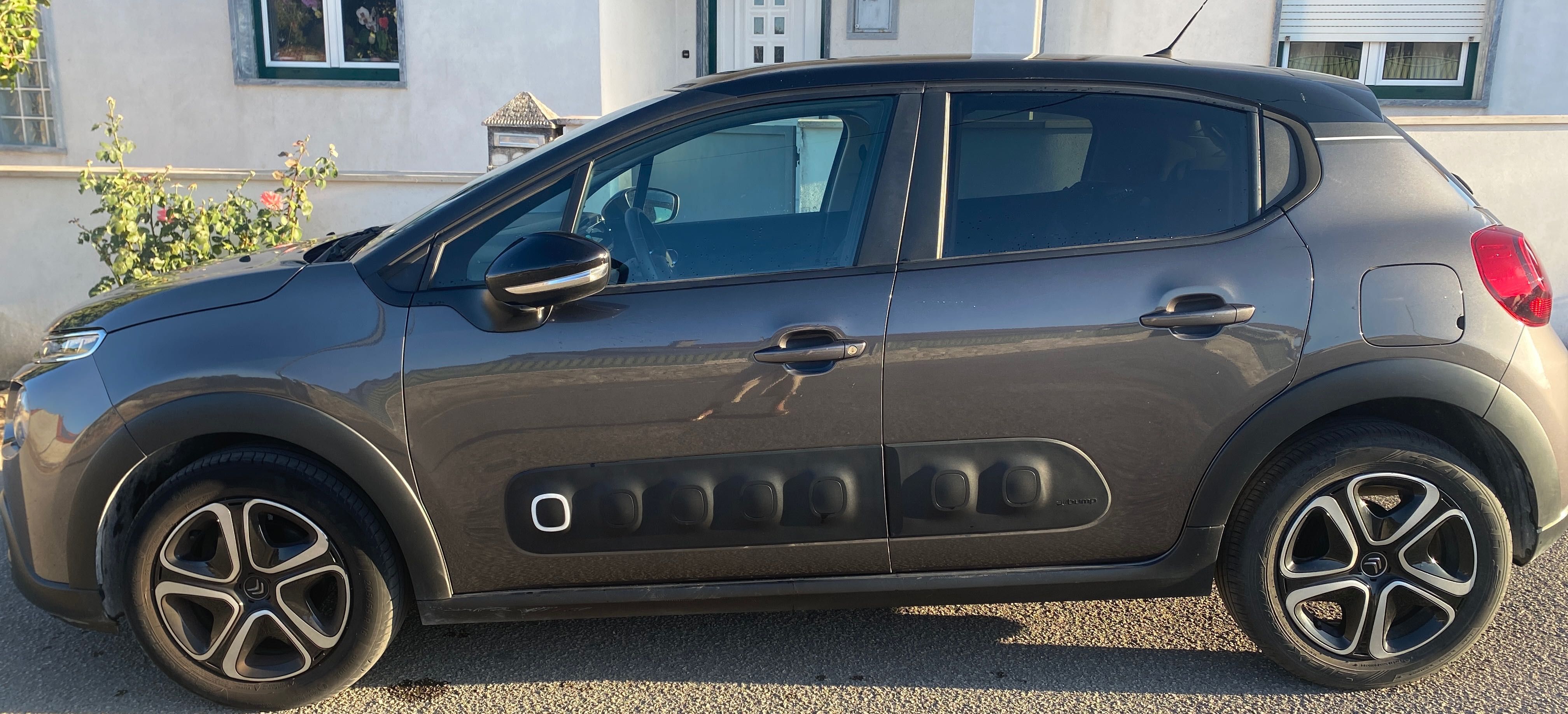 Citroën C3 cinzento
