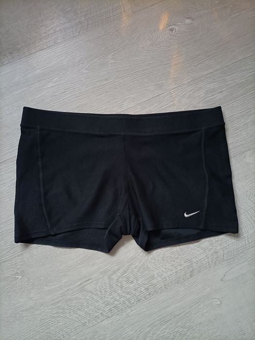 Spodenki Nike treningowe na siłownię do ćwiczeń elastyczne