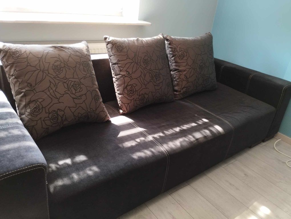 Sofa rozkładana.