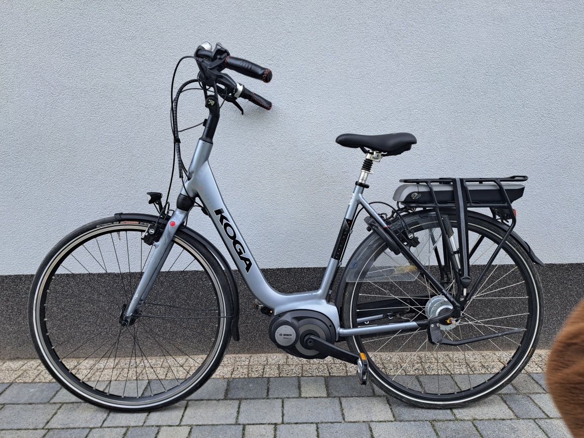 Rower elektryczny KOGA E NOVA Bosch Active Line Nexus 8 Gazelle L 56