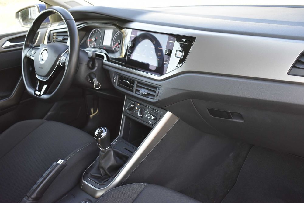 Viatura VW Polo e excelente estado de uso