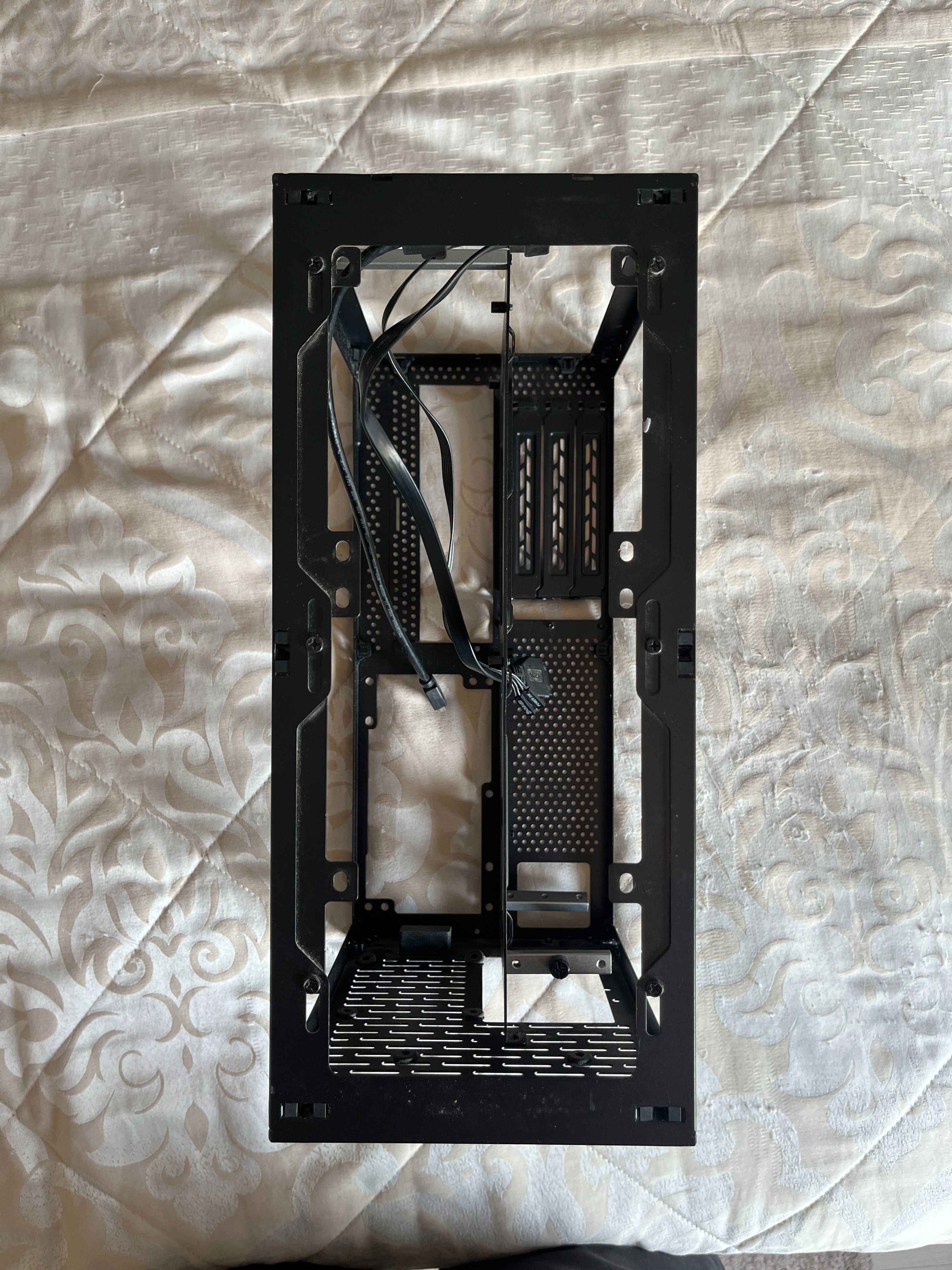 Caixa Mini-ITX SSUPD Meshlicious Preta