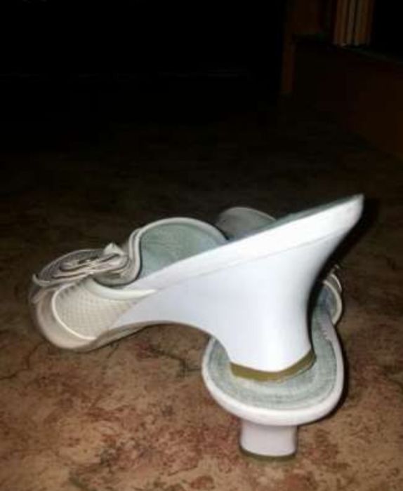 Босоножки летние женские из натуральной кожи.