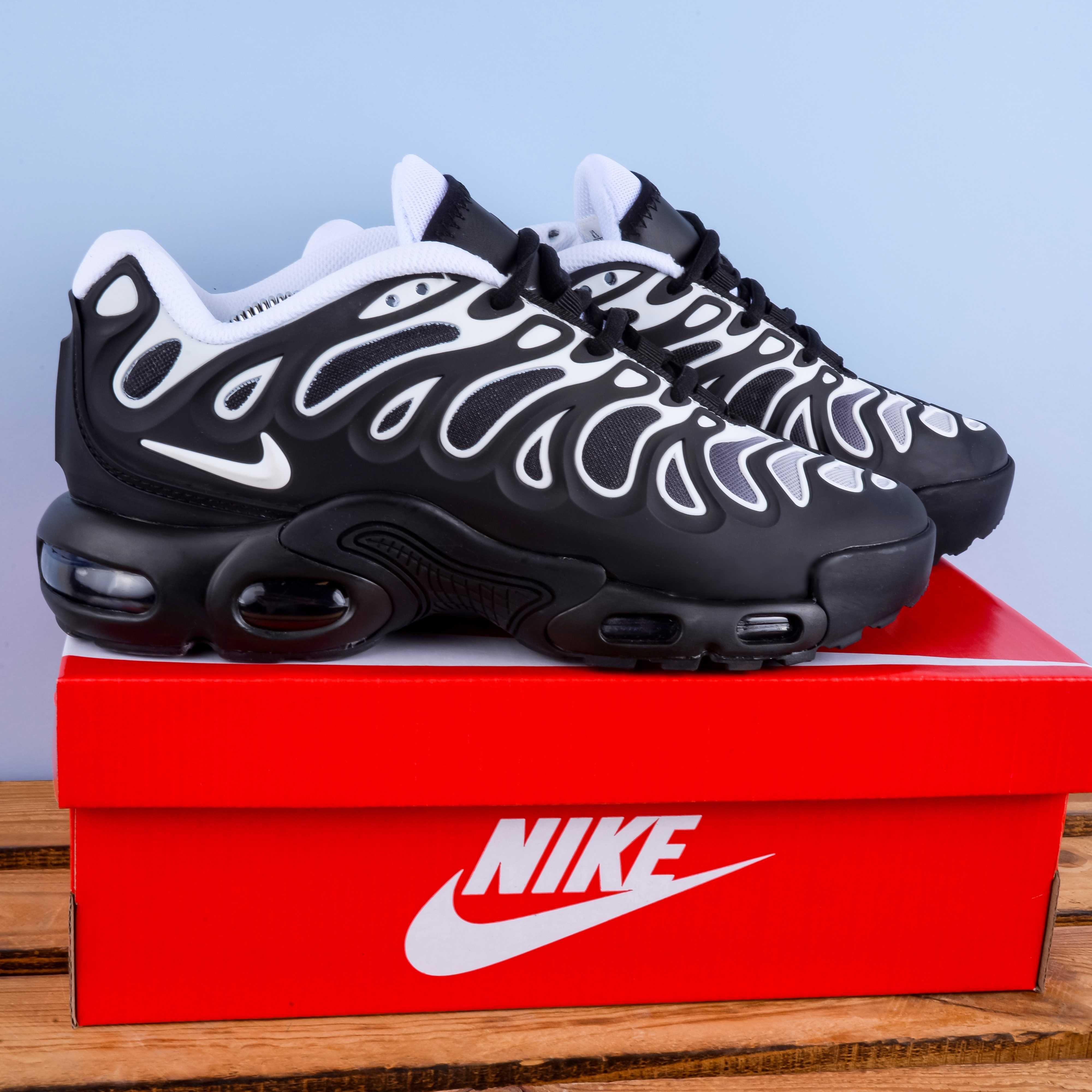 (1747) Чоловічі Кросівки Nike Air Max TN Plus Drift (41-45) найк