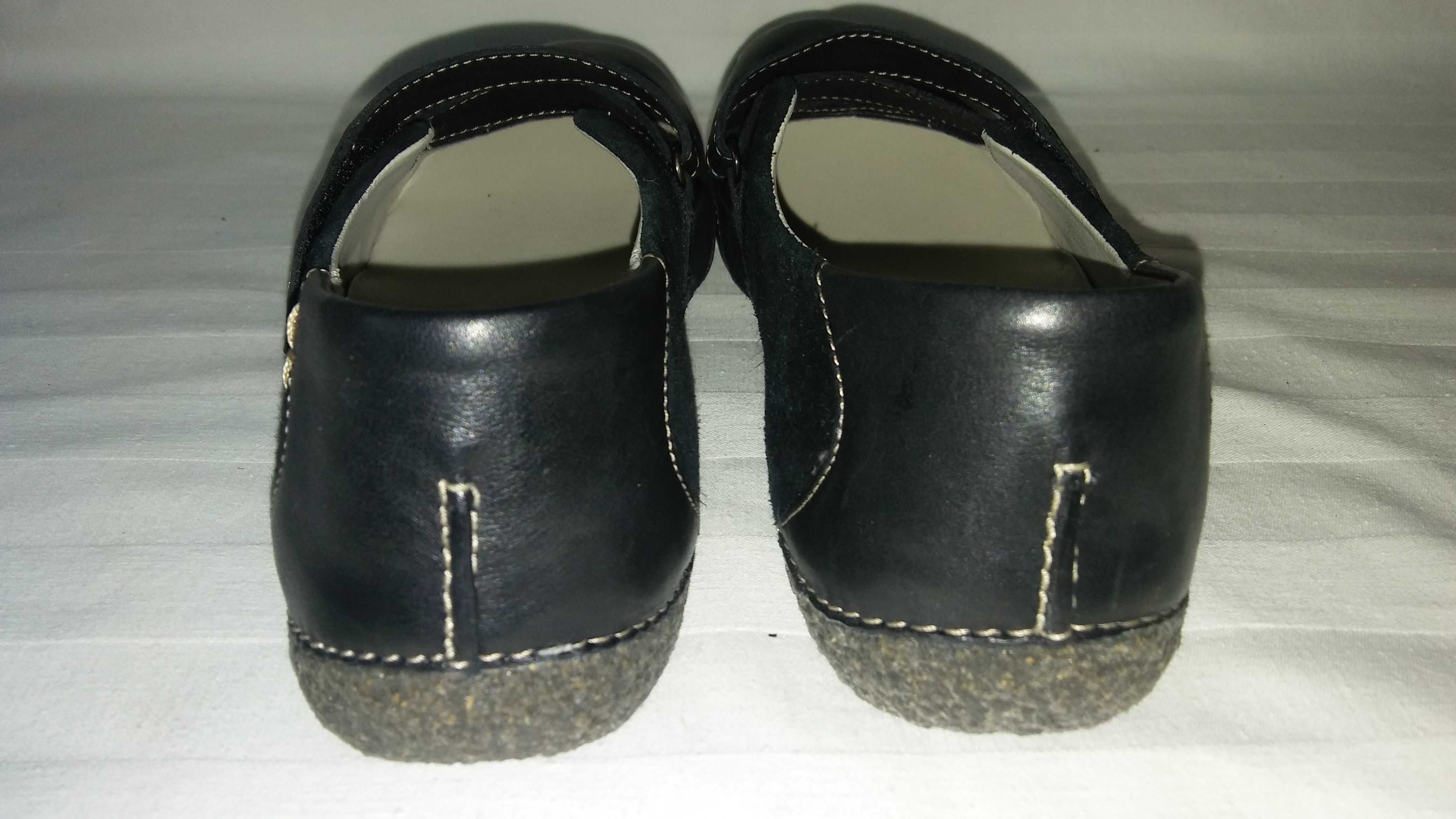 Clarks półbuty roz. 38,5 - dł. wkł. 24,5 cm- skóra- nowe