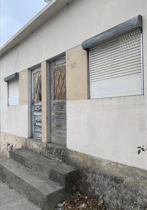 Moradia para restauro em Vila Nova de Famalicao