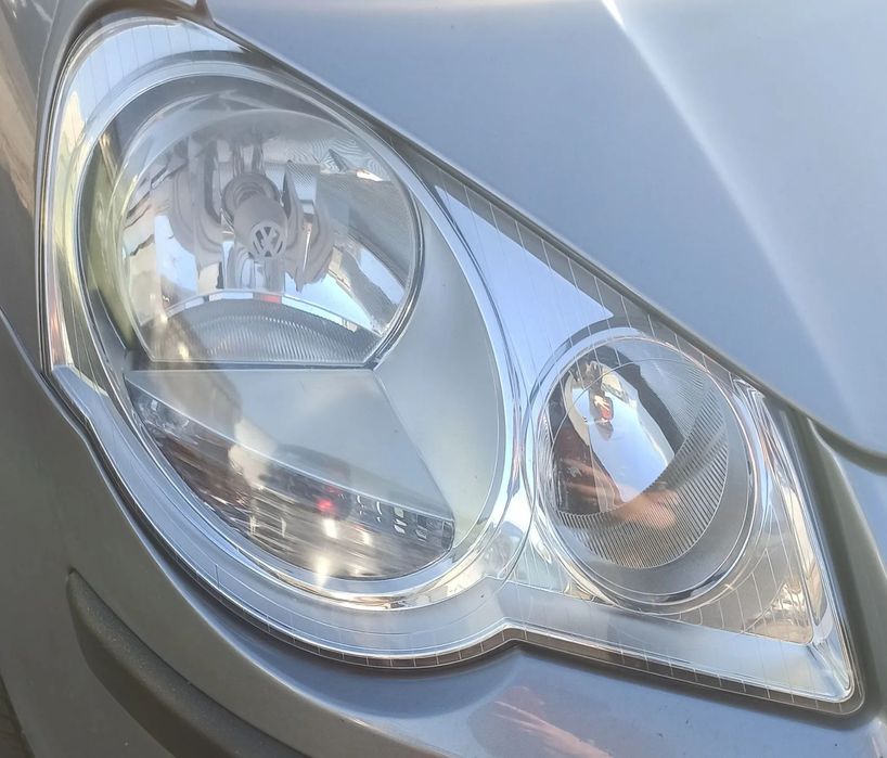 VW POLO 9N2 LAMPA PRAWA
