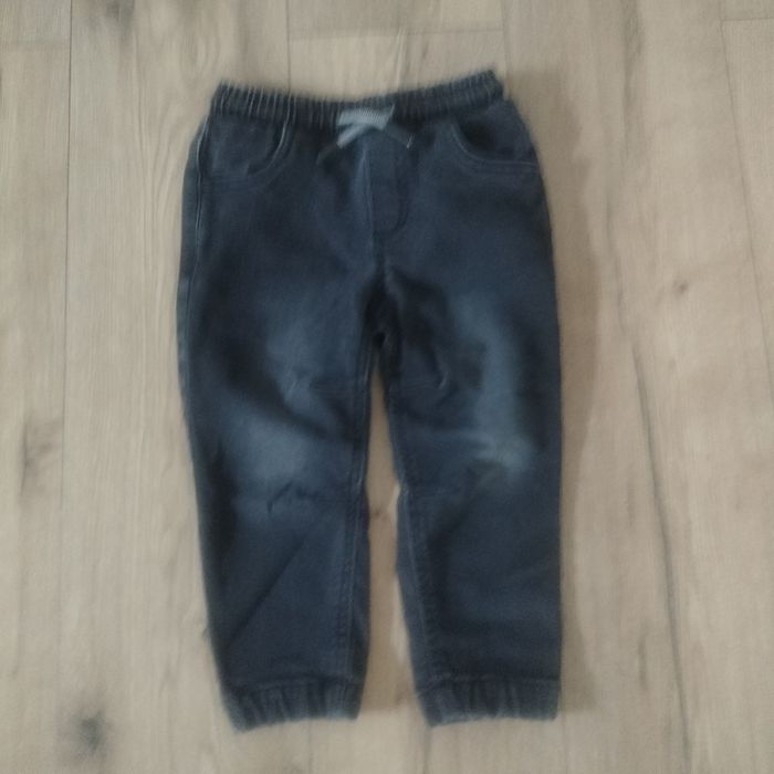 Spodnie dla chłopca rozmiar 98